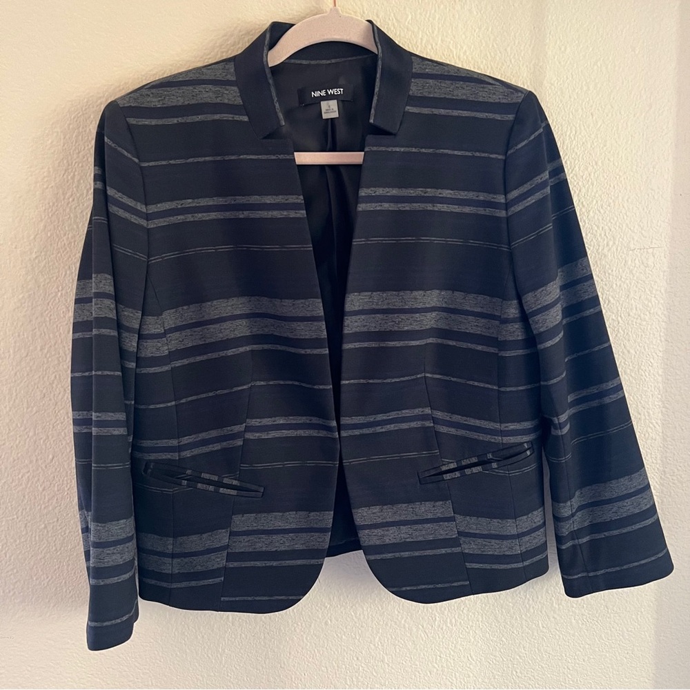 Nine West Women’s Blazer Suit Jacket 3/4 sleeve Stripe design Sz 6